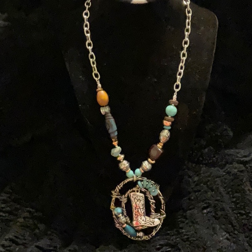 Western Boot Necklace Set